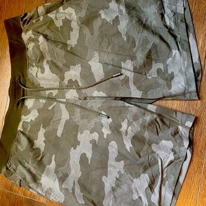 T.H.E. Lined Short 9"